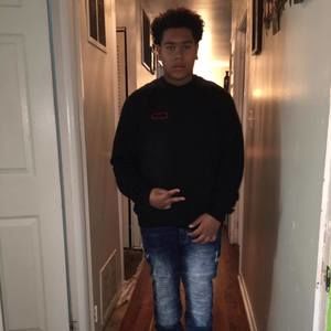 Meet your Posher, Jamari